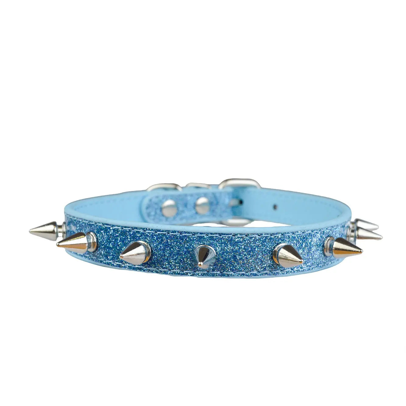 Glittrigt hundhalsband med nitar