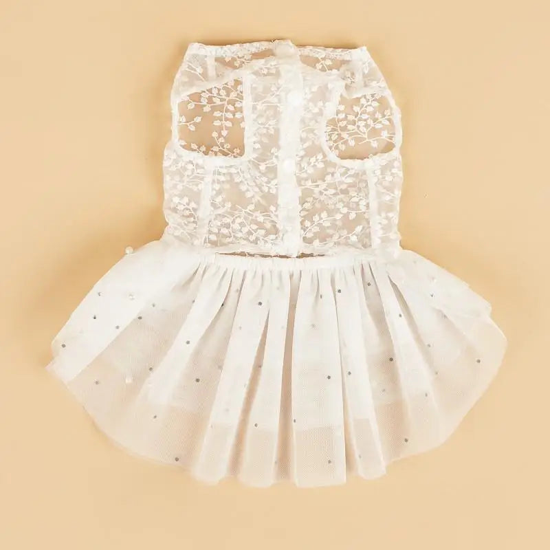 Klänning med broderier